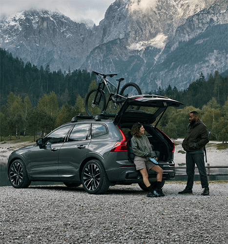 Volvo XC60 T6 AWD Plug-in Hybrid Plus Black Edition